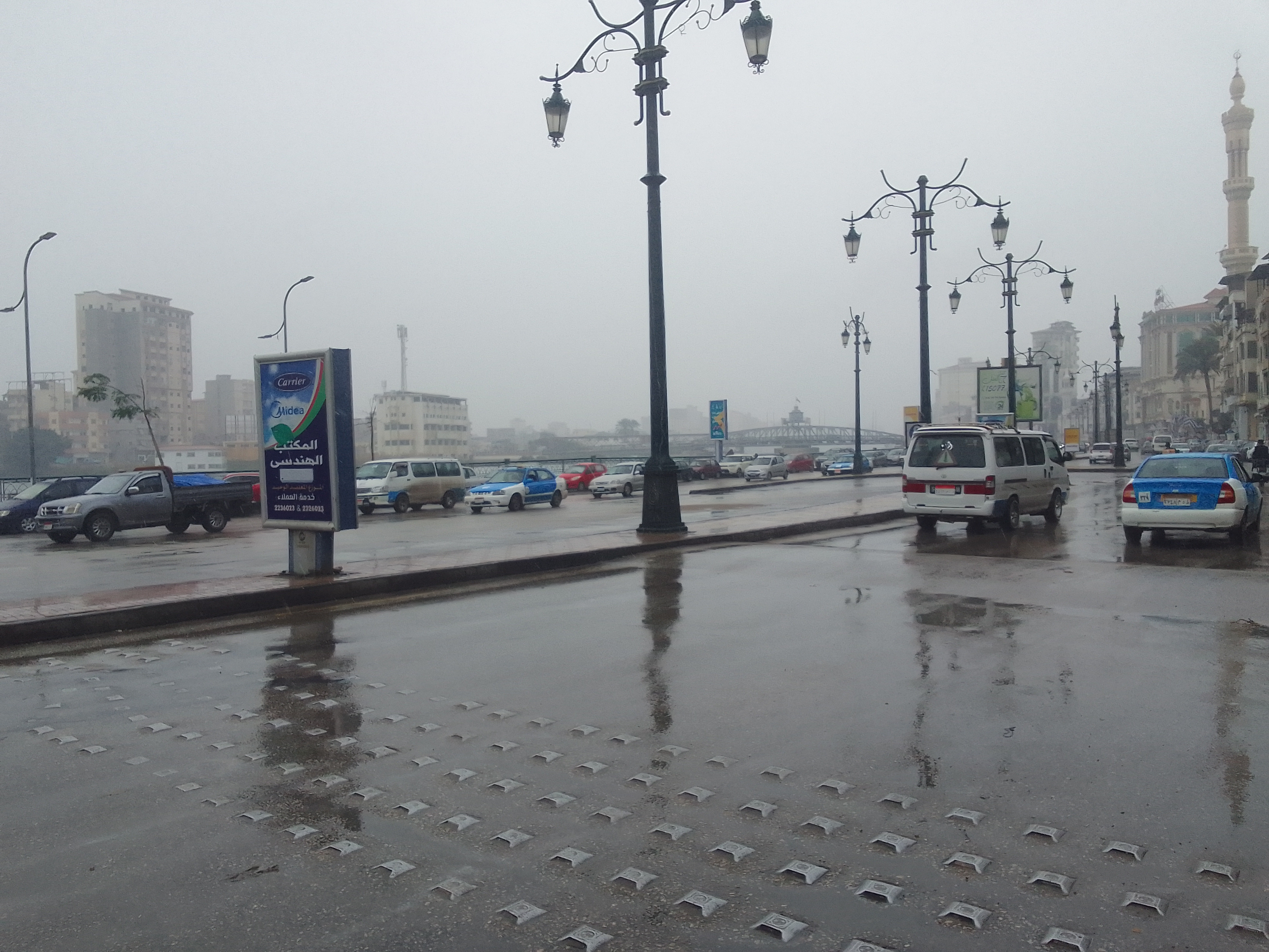 أمطار متواصلة بشوارع دمياط  (4)