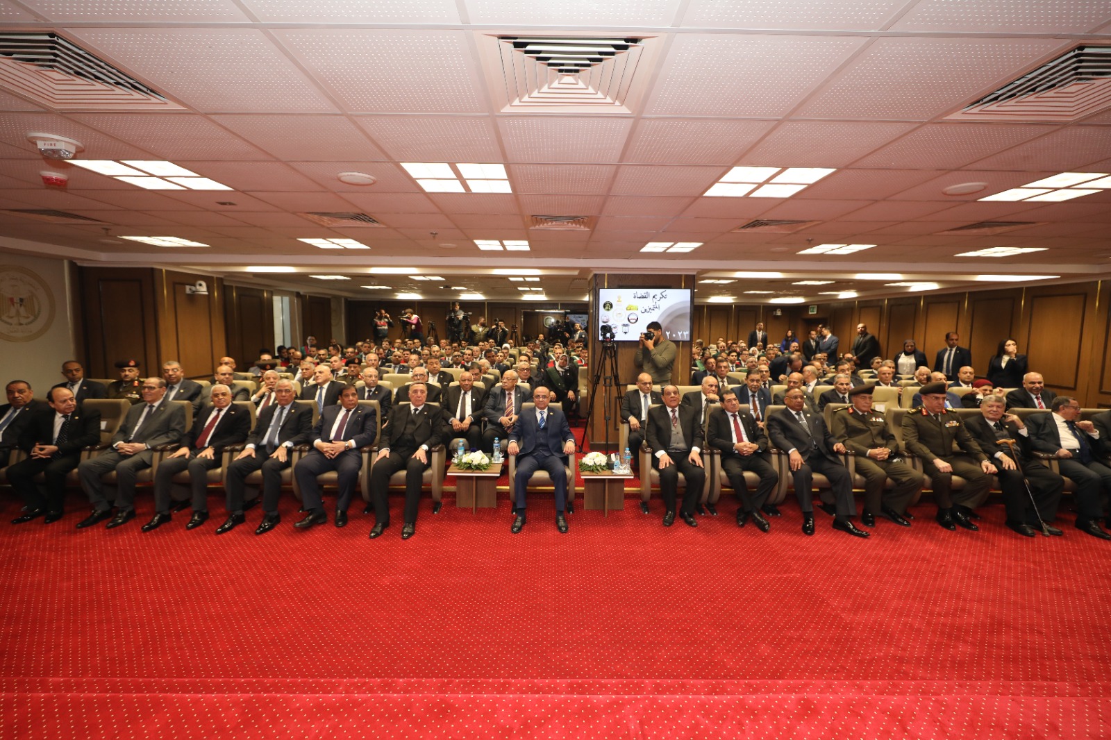 وزير العدل يكرم القضاة والقاضيات المتميزين خلال 2023 (8)