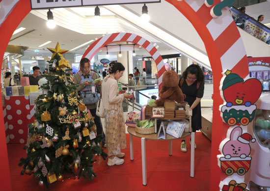 أسواق هدايا أعياد الميلاد فى بانكوك تايلاند  (1)