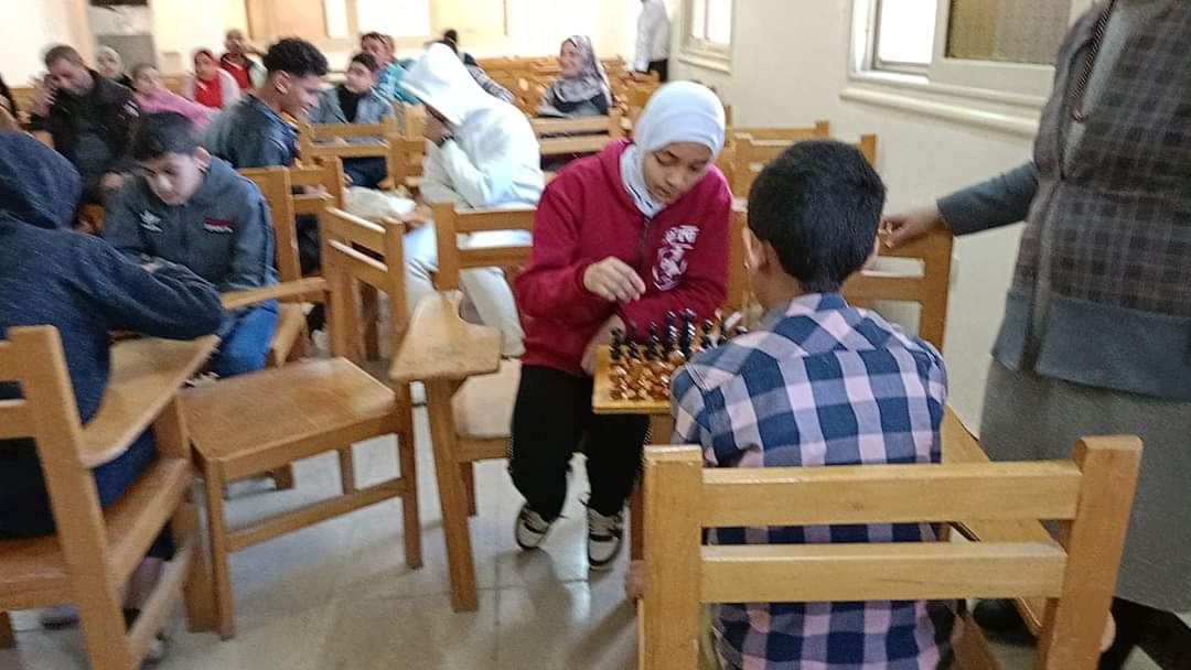 المشاركون في ختام مسابقة الشطرنج