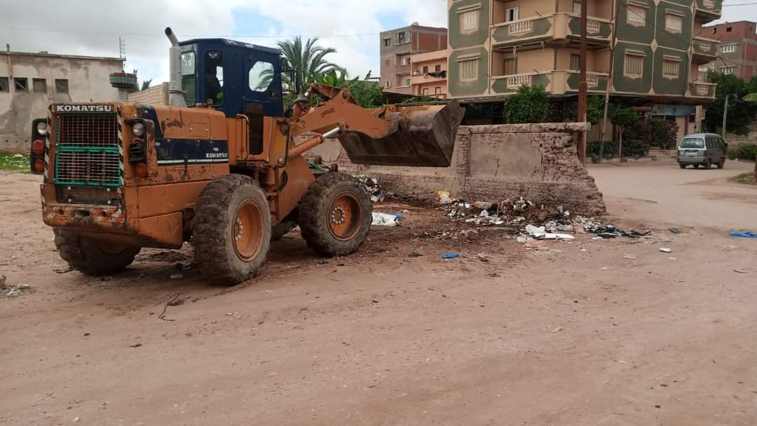 رفع مخلفات وقمامة  في العامرية ثان بالإسكندرية