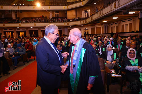 وصول السيد عمرو موسى وصول السيد عمرو موسى