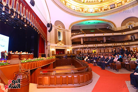 احتفالية عيد العلم فى جامعة القاهرة احتفالية عيد العلم فى جامعة القاهرة