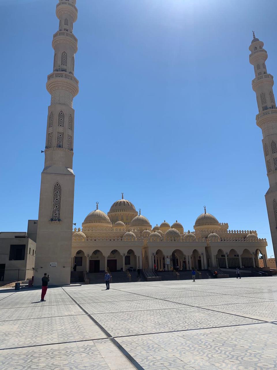 مسجد،الميناء الكبير بالغردقة 