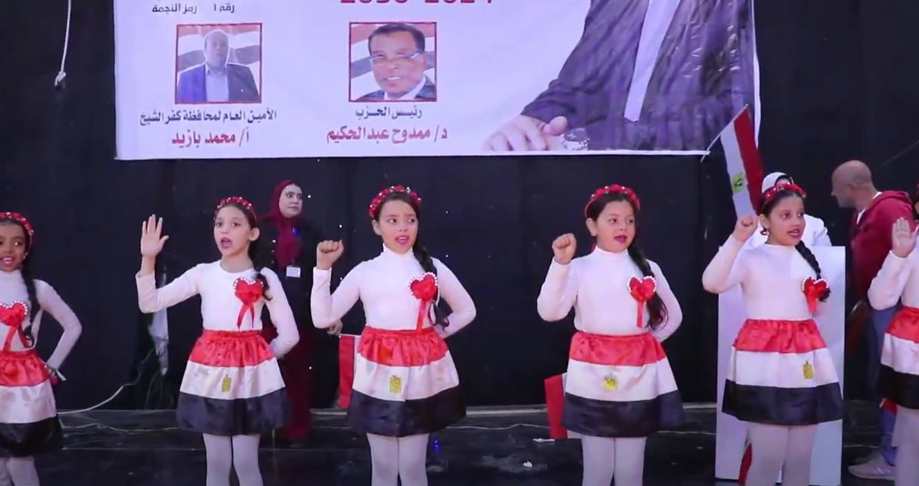 الاطفال يتغنون في حب مصر بعدد من الأغاني الوطنية