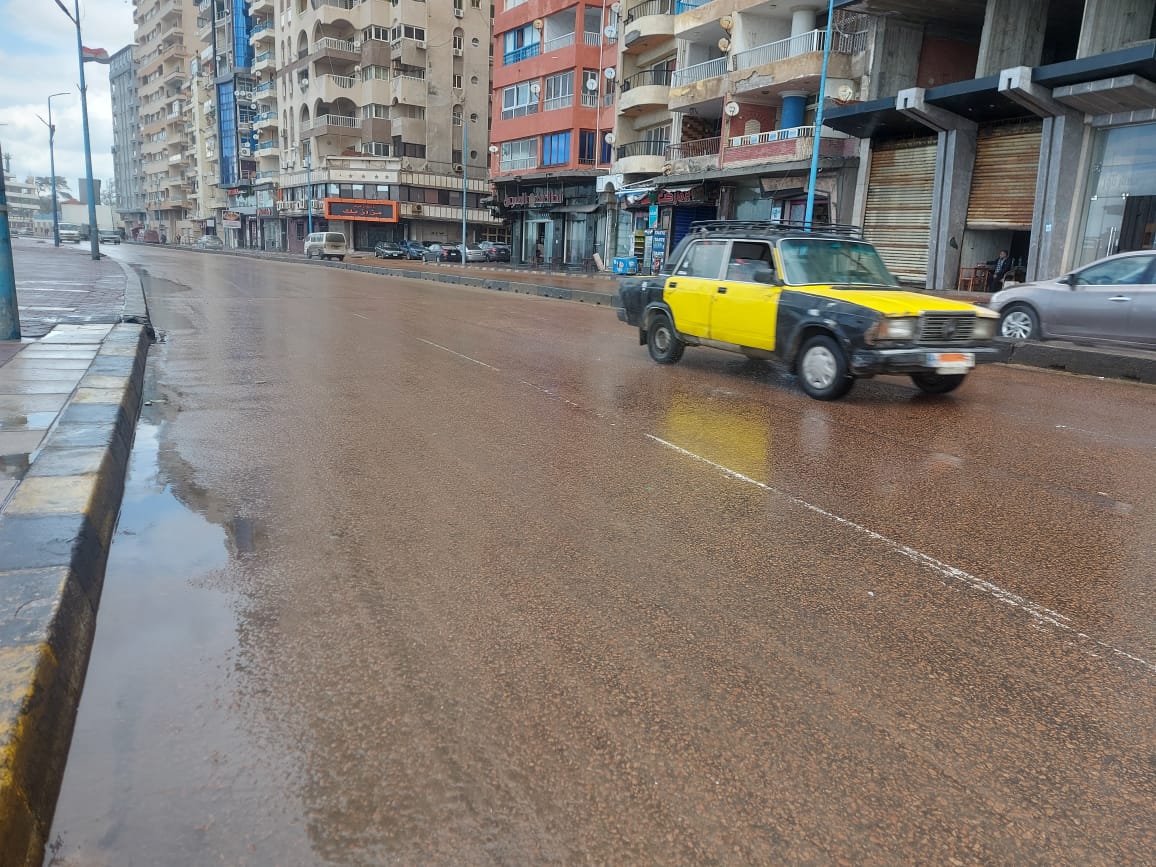 سقوط أمطار على الإسكندرية