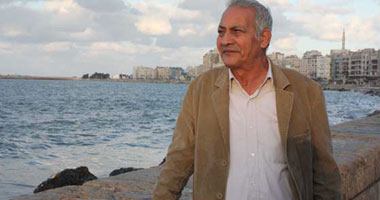 الكاتب جلال عامر
