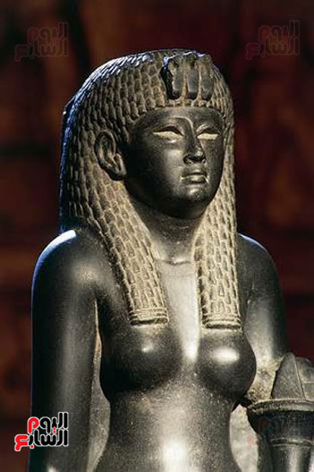 الفراعنة النساء: أقوى الملكات اللاتي حكمن مصر القديمة - نساء الأسرة الرابعة
