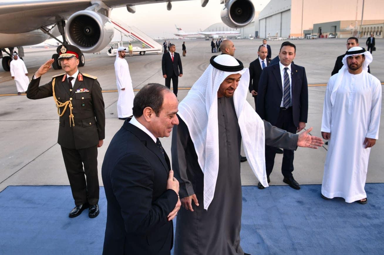 الرئيس السيسي يصل أبو ظبى (2)