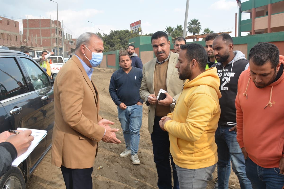 المحافظ خلال الجولة