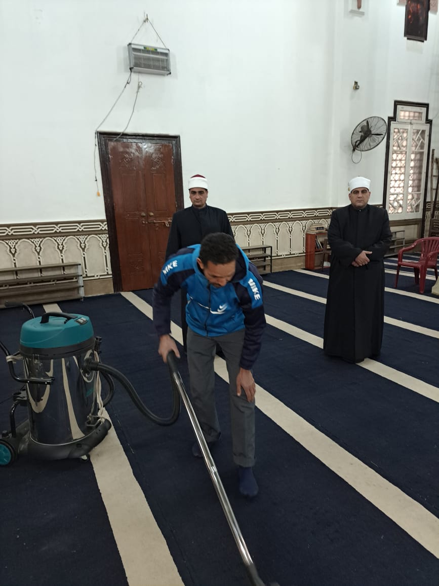 نظافة المساجد بالبحيرة استعدادا لشهر رمضان