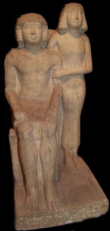 تمثال نمنى نفر وزوجته