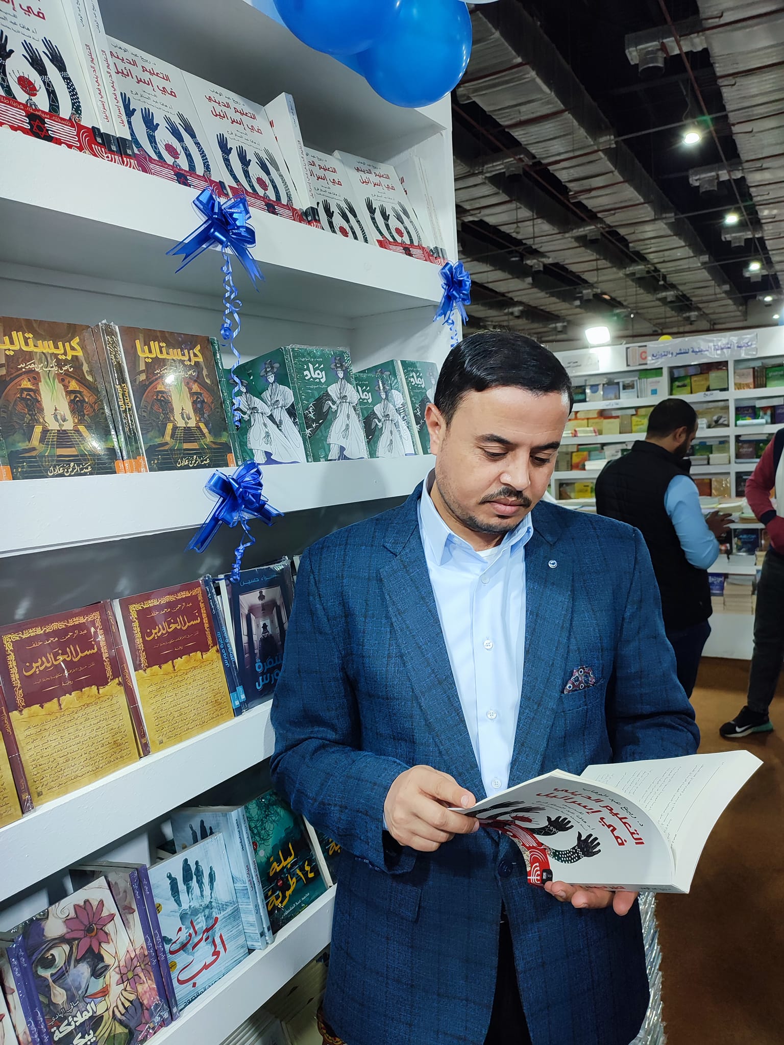 الدكتور ربيع عبد الوهاب بمعرض الكتاب
