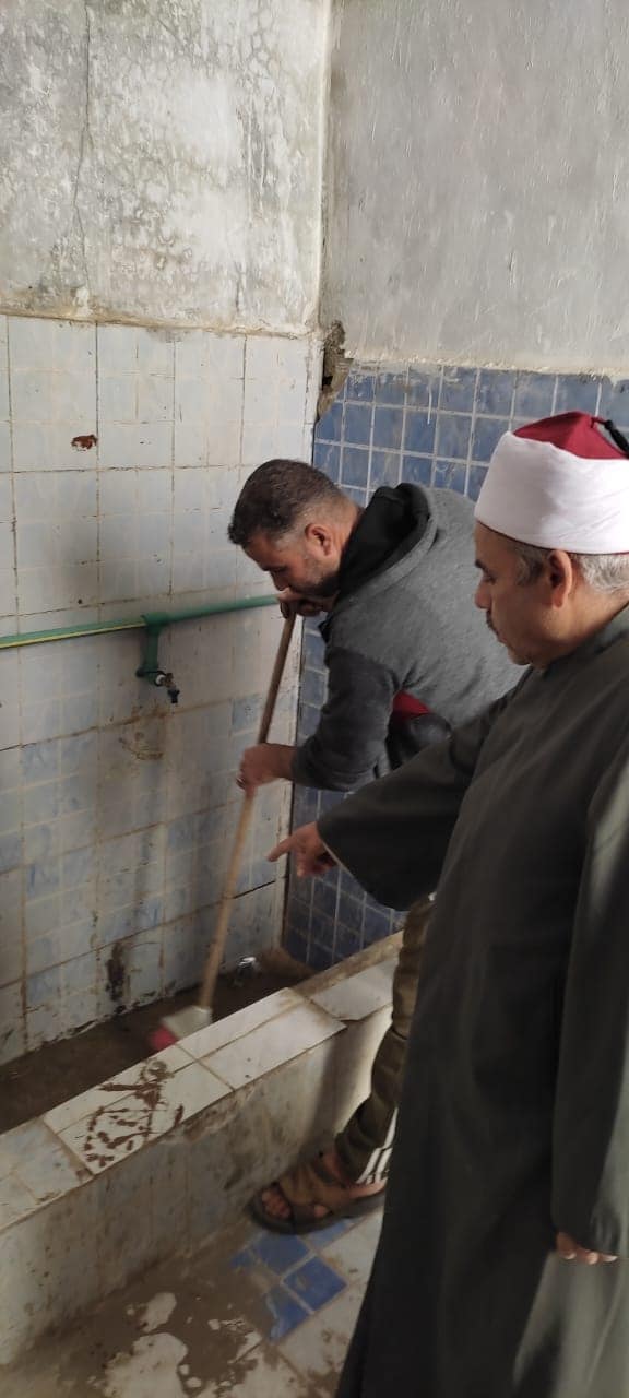 اعمال تنظيف للمساجد