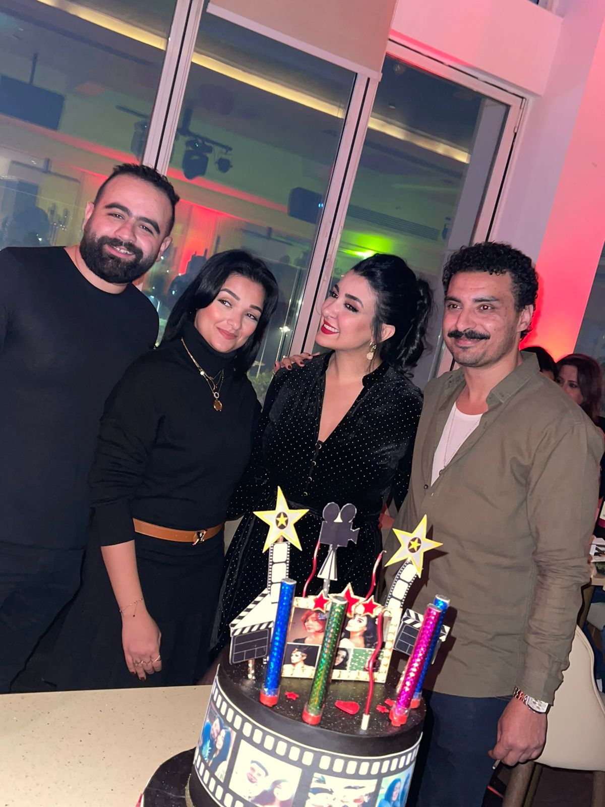 جيهان خليل تحتفل بعيد ميلادها مع اسلام حافظ وبعض الاصدقاء