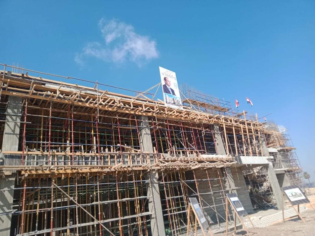 مستشفى ابوقرقاص المركزى الجديدة أثناء البناء (1)