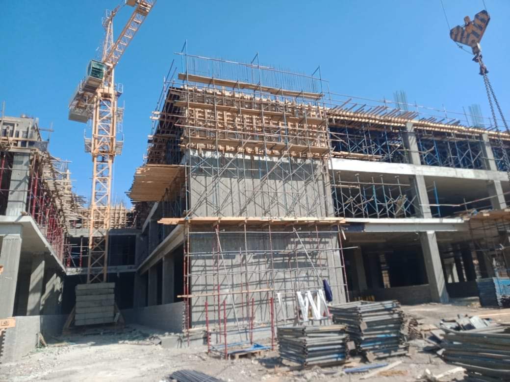 مستشفى ابوقرقاص المركزى الجديدة أثناء البناء (3)