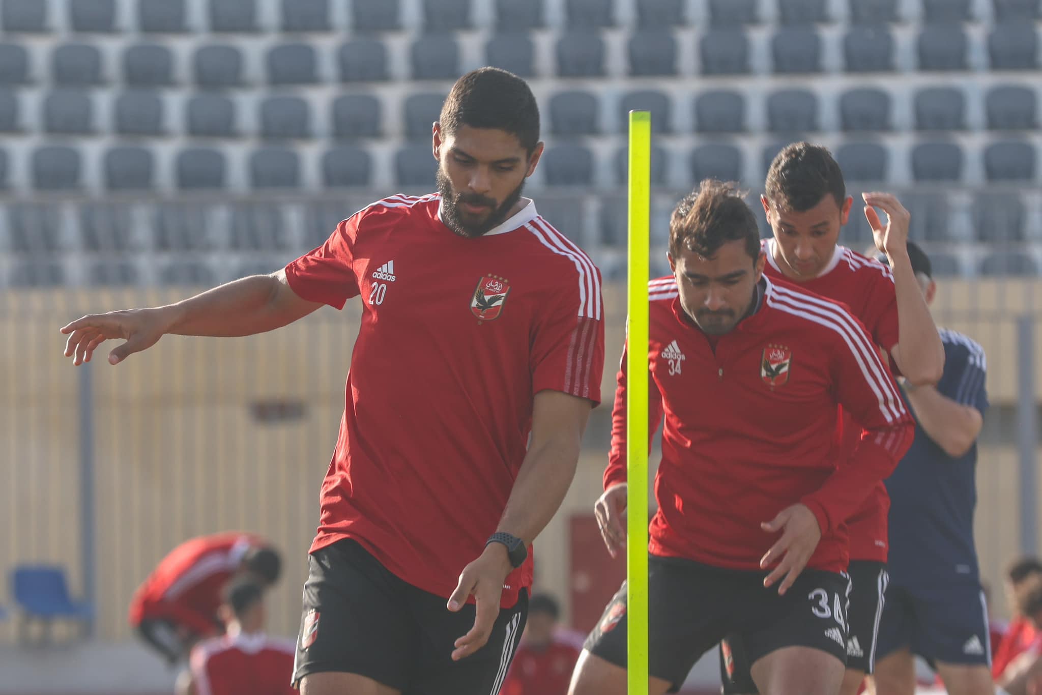 الاهلي (20)