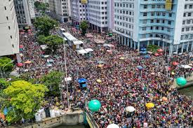امتلاء شوارع البرازيل بالاحتفالات
