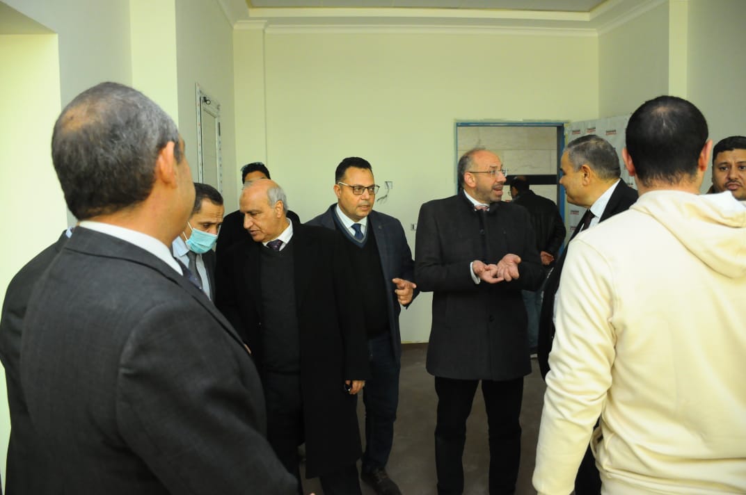 رئيس جامعة كفرالشيخ يستقبل لجنة تعليم النواب (5)