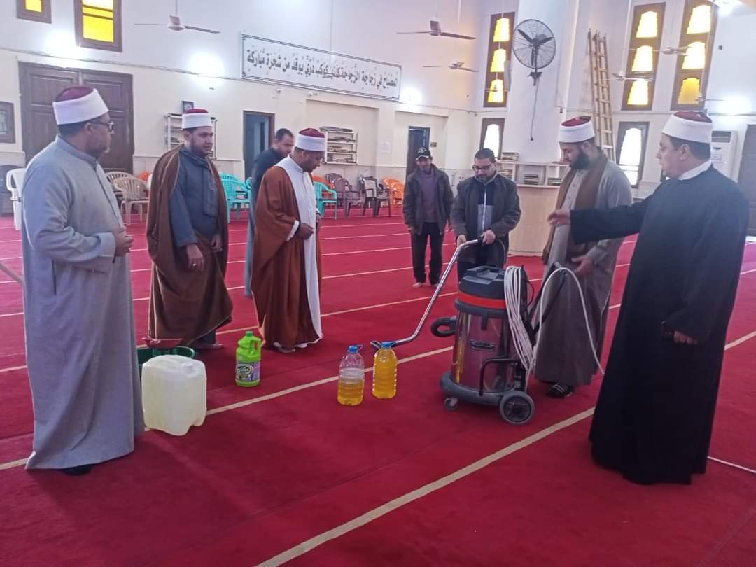 استمرار الحملة الكبرى لنظافة المساجد وتعقيمها بالإسماعيلية (5)
