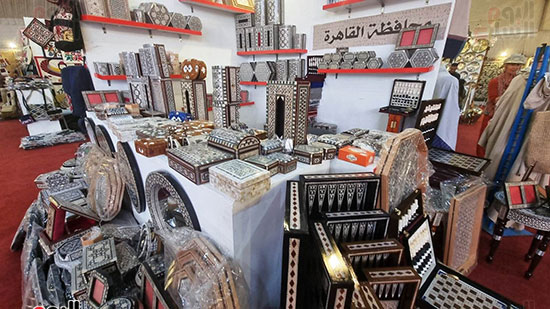 جانب-من-المنتجات-اليدوية-فى-معرض-ديارنا جانب-من-المنتجات-اليدوية-فى-معرض-ديارنا