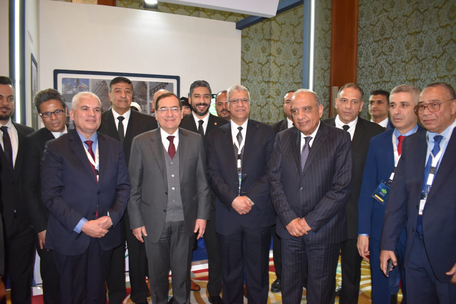 جانب من لقاء وزير البترول ورئيس فوسفات مصر (5)