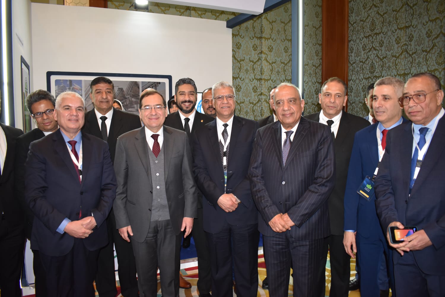جانب من لقاء وزير البترول ورئيس فوسفات مصر (4)