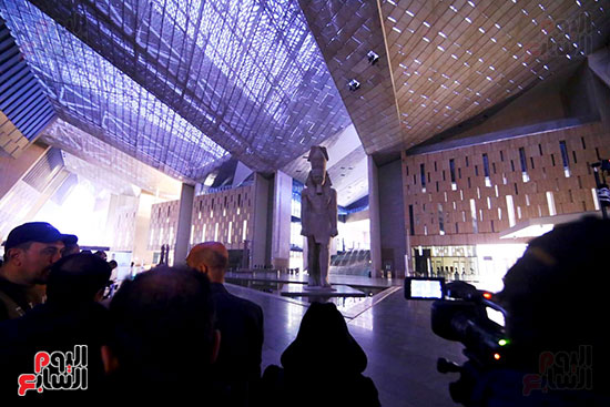 تمثال رمسيس الثاني بالمتحف المصري الكبير (10)