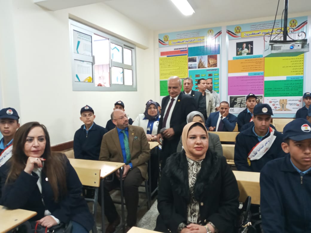 وفد لجنة التعليم بالبرلمان  يزور مدارس أبو حمص بالبحيرة  (1)