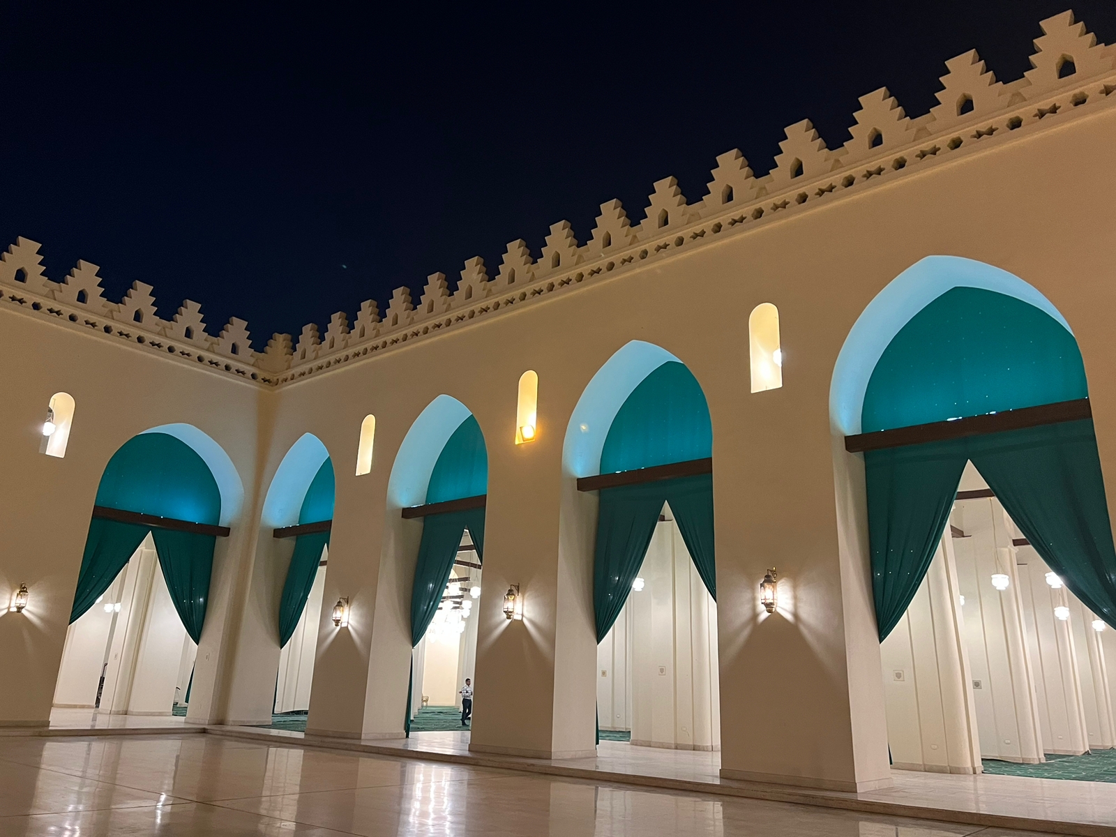 تطوير مسجد الحاكم بأمر الله