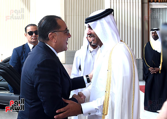 مراسم استقبال رئيس الوزراء فى قطر (1)