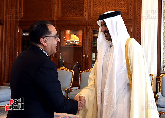 زيارة رئيس الوزراء لقطر (1)