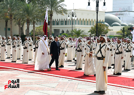 مراسم استقبال رئيس الوزراء فى قطر (8)
