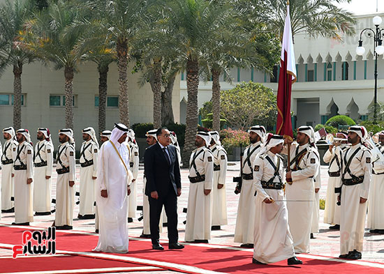 مراسم استقبال رئيس الوزراء فى قطر (7)