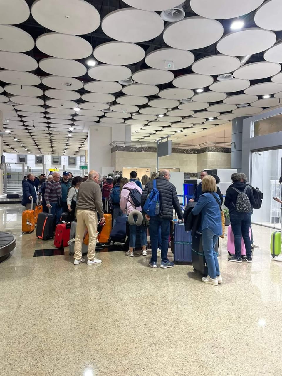 مطار سفنكس يستقبل أولي رحلات  نسمة للطيران من مدريد (1)
