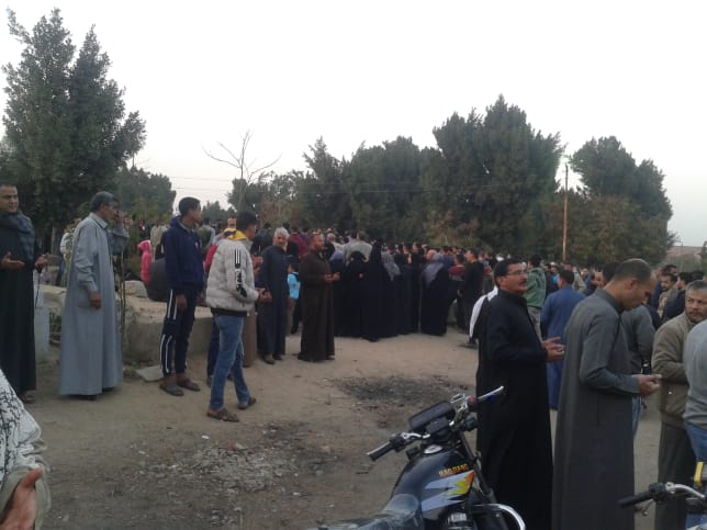 تشييع جنازة طالبتين بالثانوية تشييع جنازة طالبتين بالثانوية