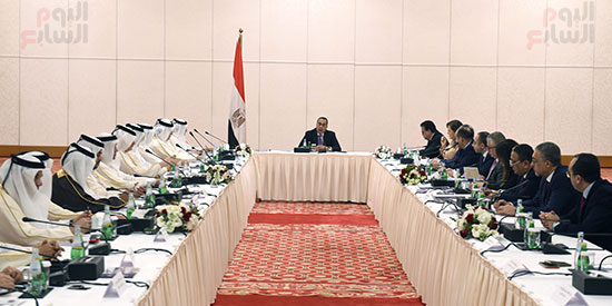 لقاء رئيس الوزراء أعضاء رابطة رجال الأعمال القطريين (6)