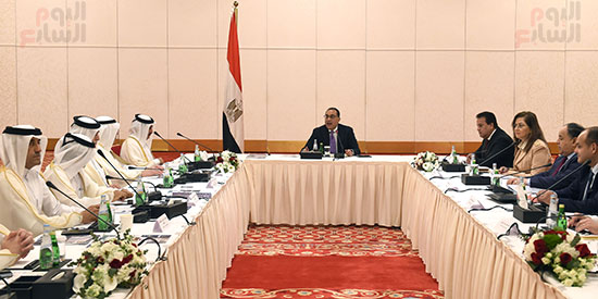 لقاء رئيس الوزراء أعضاء رابطة رجال الأعمال القطريين (2)