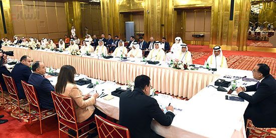 لقاء رئيس الوزراء أعضاء رابطة رجال الأعمال القطريين (7)