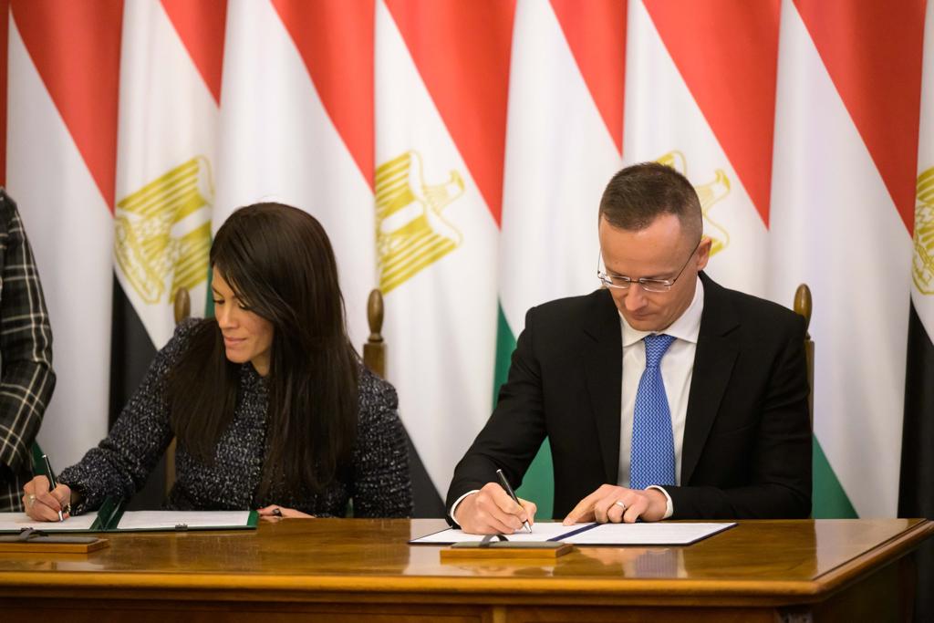 توقيع اتفاقيات مشتركة بين مصر والمجر