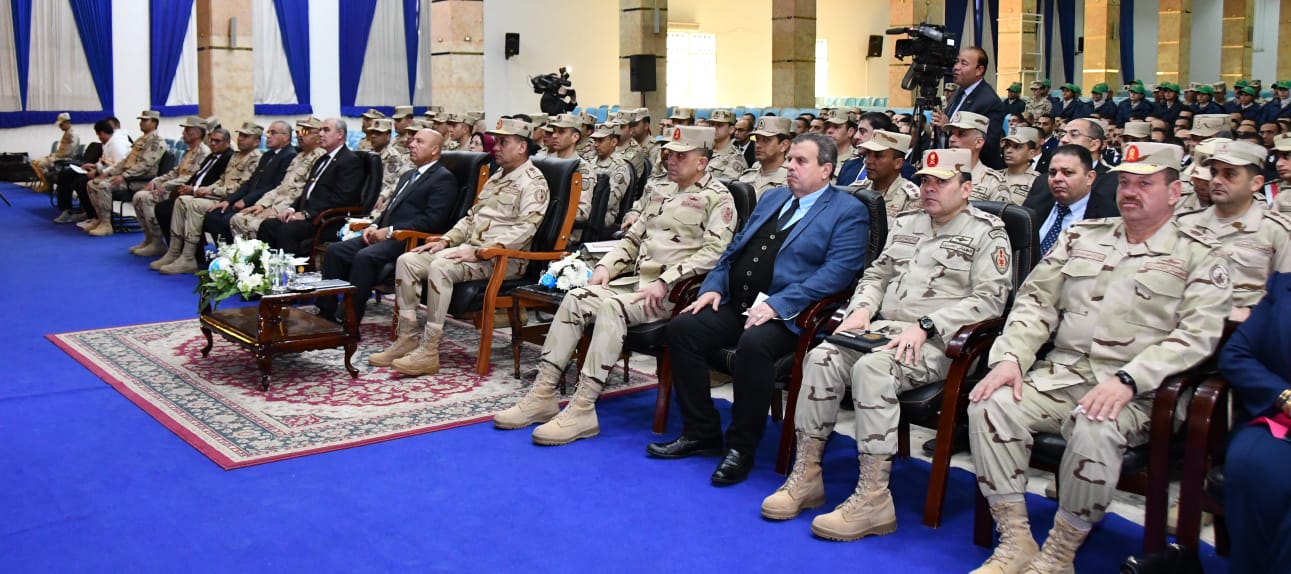 الأكاديمية العسكرية تحتفل بتخرج دورات جديدة من متدربى وزارة النقل