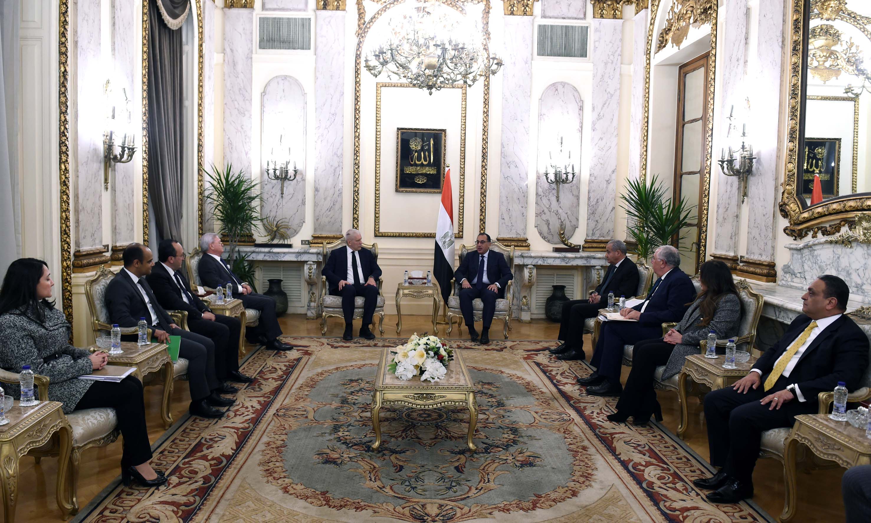 رئيس الوزراء يلتقى الرئيس الصربى الأسبق (2)
