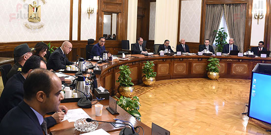 اجتماع مجلس الوزراء  (2)