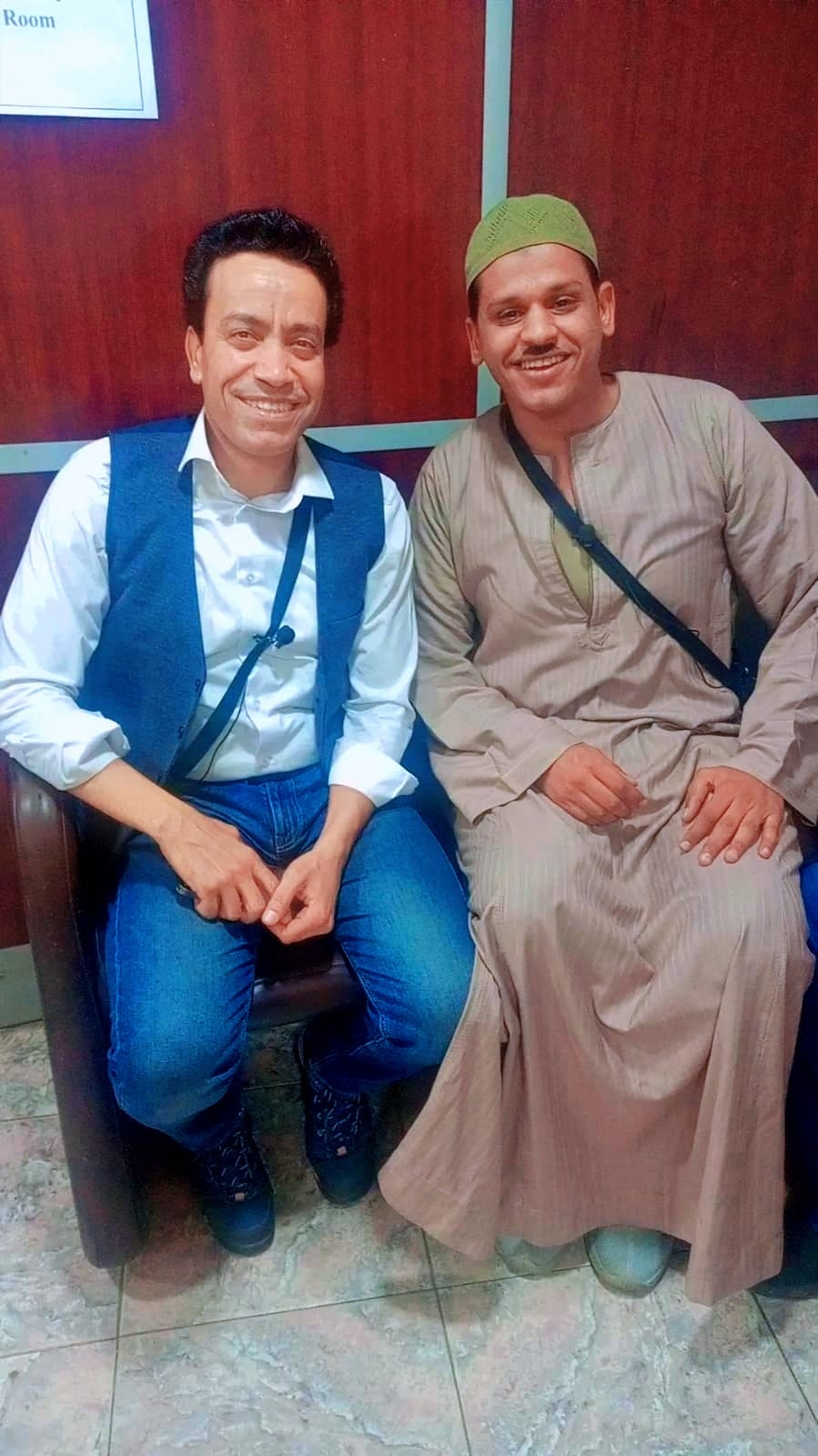 الفنان الأقصرى أحمد عبدالجواد مع الفنان سامح حسين