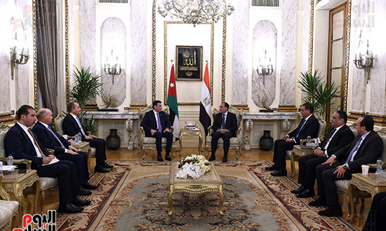 رئيس الوزراء يلتقي رئيس مجلس النواب الأردني (9)