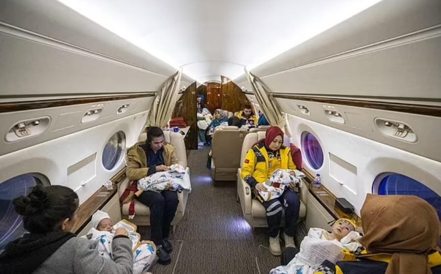 نقل الرضع فى طائرة لأنقرة