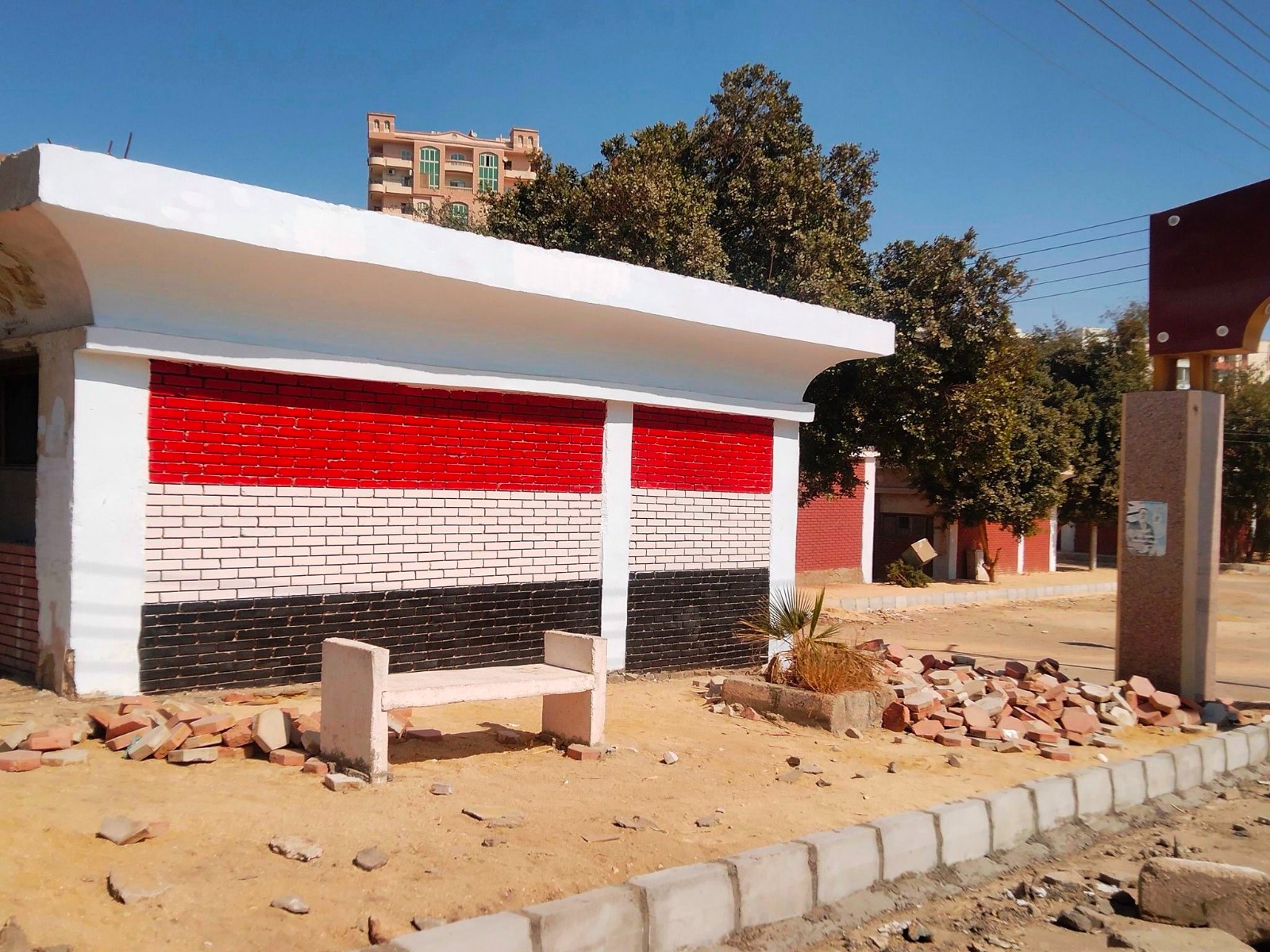 تطوير ورفع كفاءة قريتى النسيج اليدوى بحى الكوثر بتكلفة 3 ملايين جنيه (4)