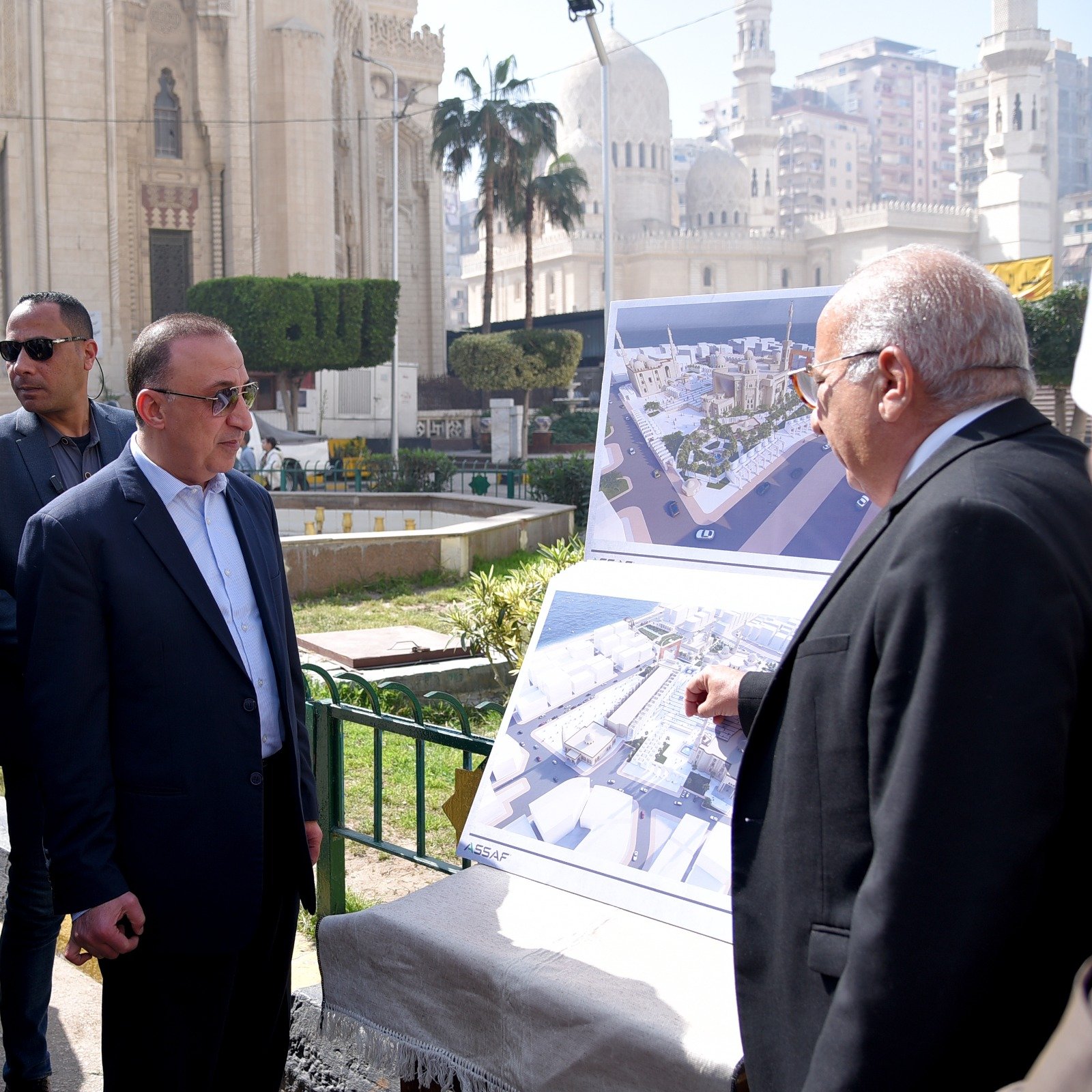 محافظ الإسكندرية يُطلق مشروع تطوير ميدان المساجد بمنطقة أبو العباس بتكلفة 271 مليون جنيه (2)