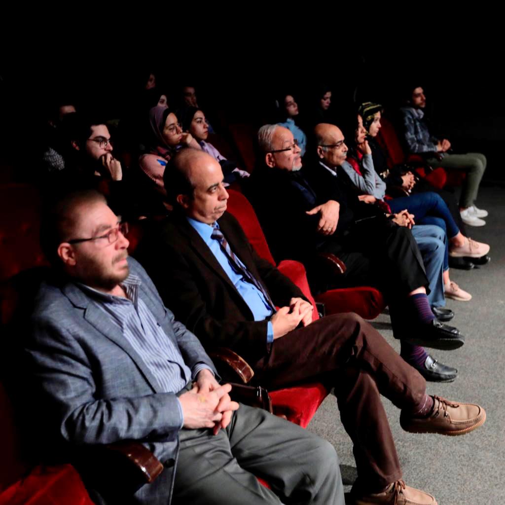 جانب من الجلسة (3)